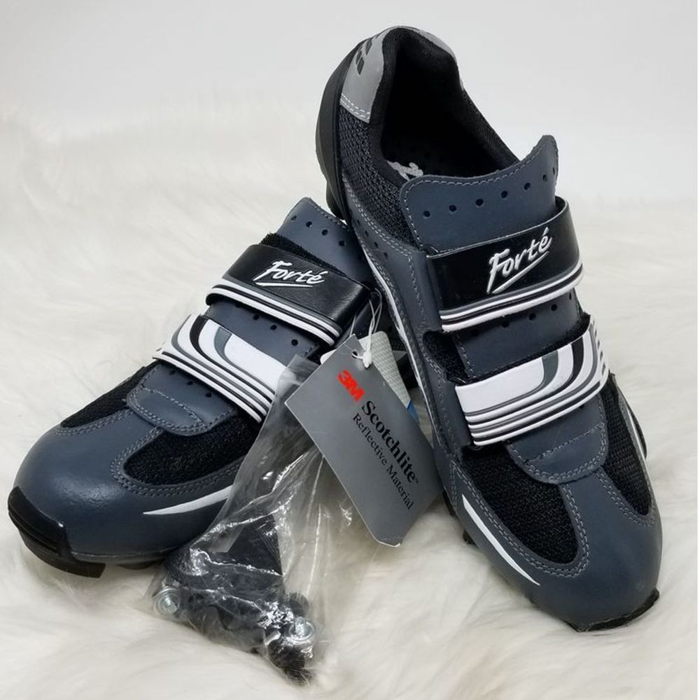Forte Womens CM200 Biking Shoes with Clips Sz 6.5